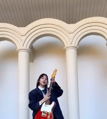 「30万回再生突破！」のん、最新シングル『春よ受けて立つ』MVオフショムービーがカッコ良すぎる！