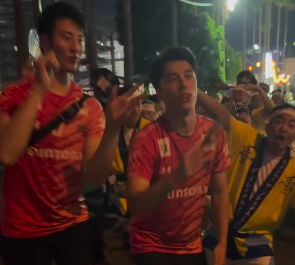 サントリー髙橋塁、阿波踊りでノリノリの姿を披露　「ビールも踊りもサントリー！」