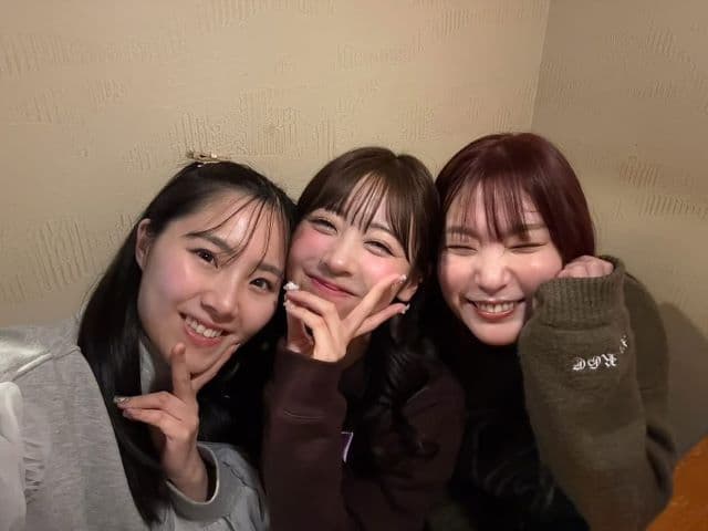 「幸せな笑顔の3人」FRUITS ZIPPER・櫻井優衣、大好きな人たちと集まって末っ子感覚を味わう！