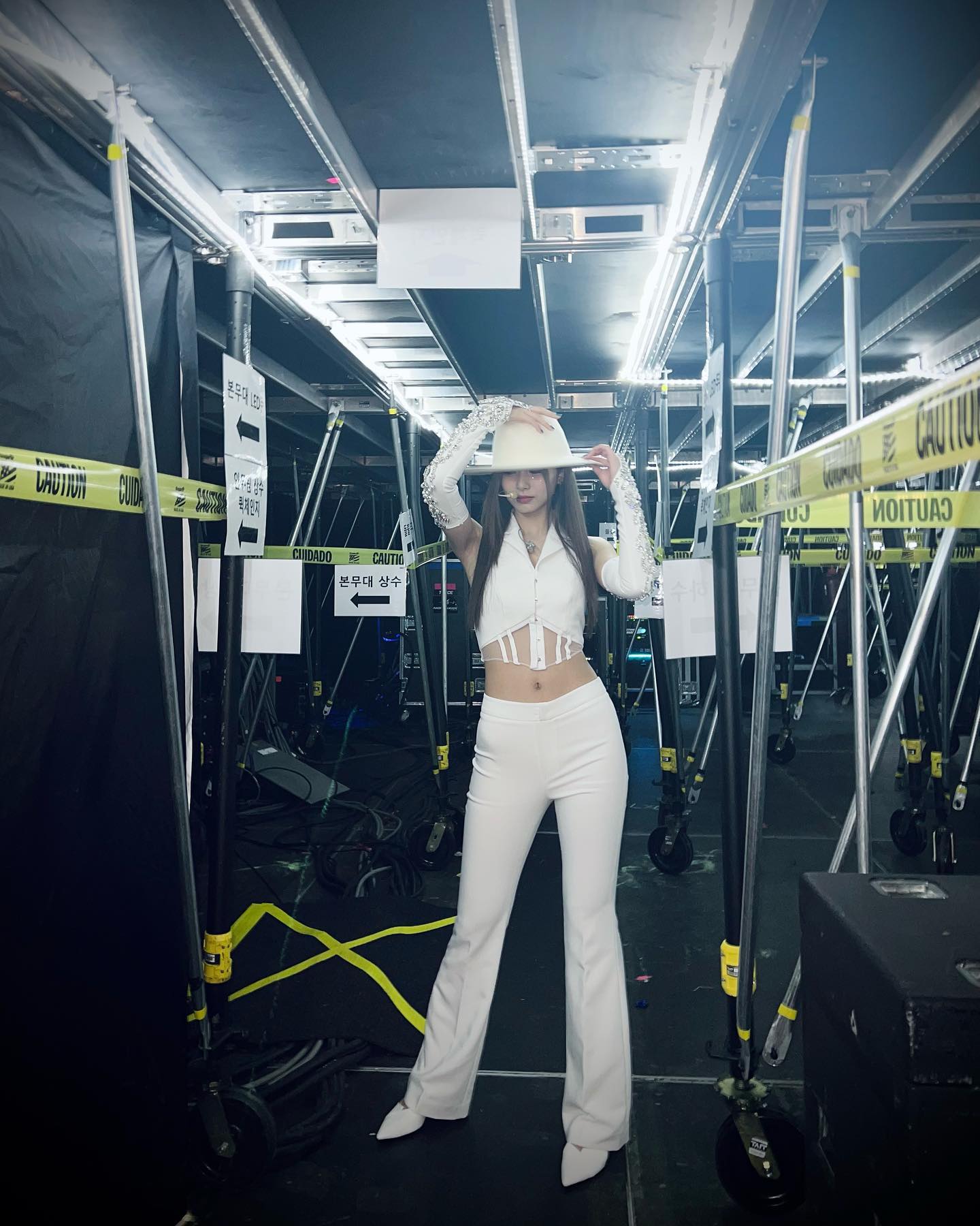 「何頭身…😳」TWICE 6月のバースデーガール、またもやファンを魅了🎂✨