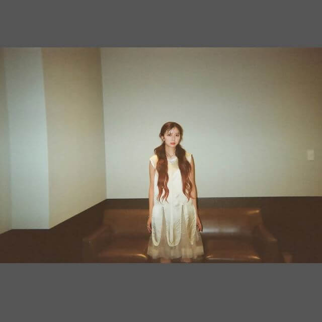 上白石萌歌、adieuライブの舞台裏をフィルムで記録！KT Zepp Yokohamaでの3日間を特別公開