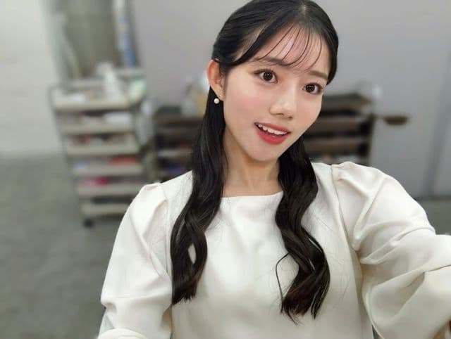 「めちゃくちゃ可愛いー」CBC中村彩賀アナ、生放送後のオフショット公開にファン歓喜！