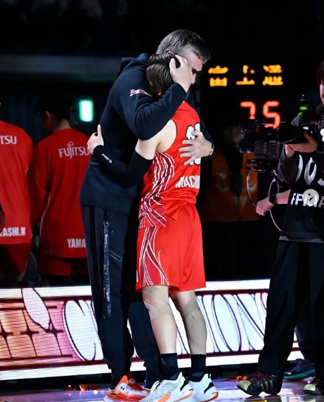 「成長できたのはBTのおかげ」町田瑠唯、ヘッドコーチに涙で感謝。