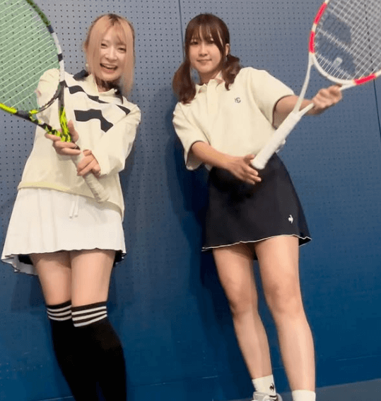 「なんですか？このきゃわ軍団」テニス女子、コートで見せた”ダブル美女・ショット”が可愛すぎるとファン歓喜！