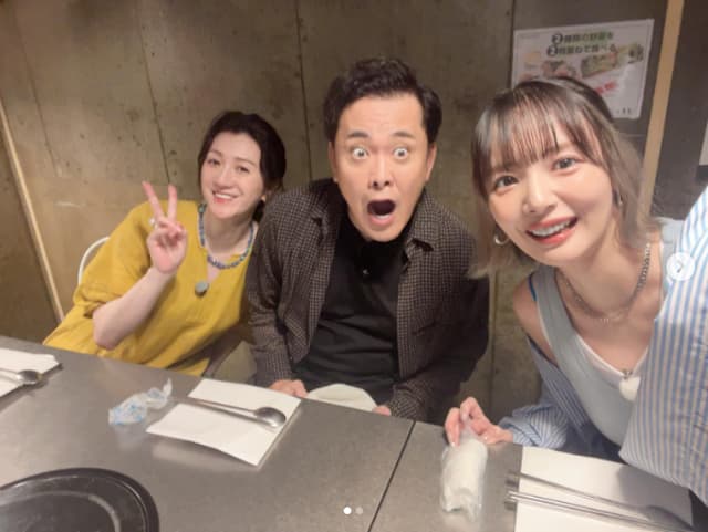 岡田紗佳が新大久保でロケ