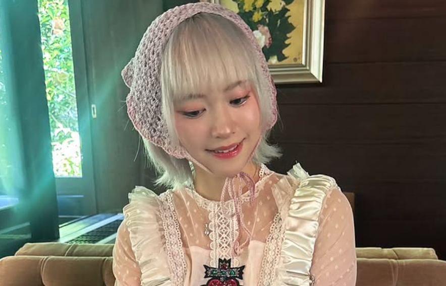 プロボクサーCure TaKaNa、撮影合間にケーキとコーヒーでほっと一息