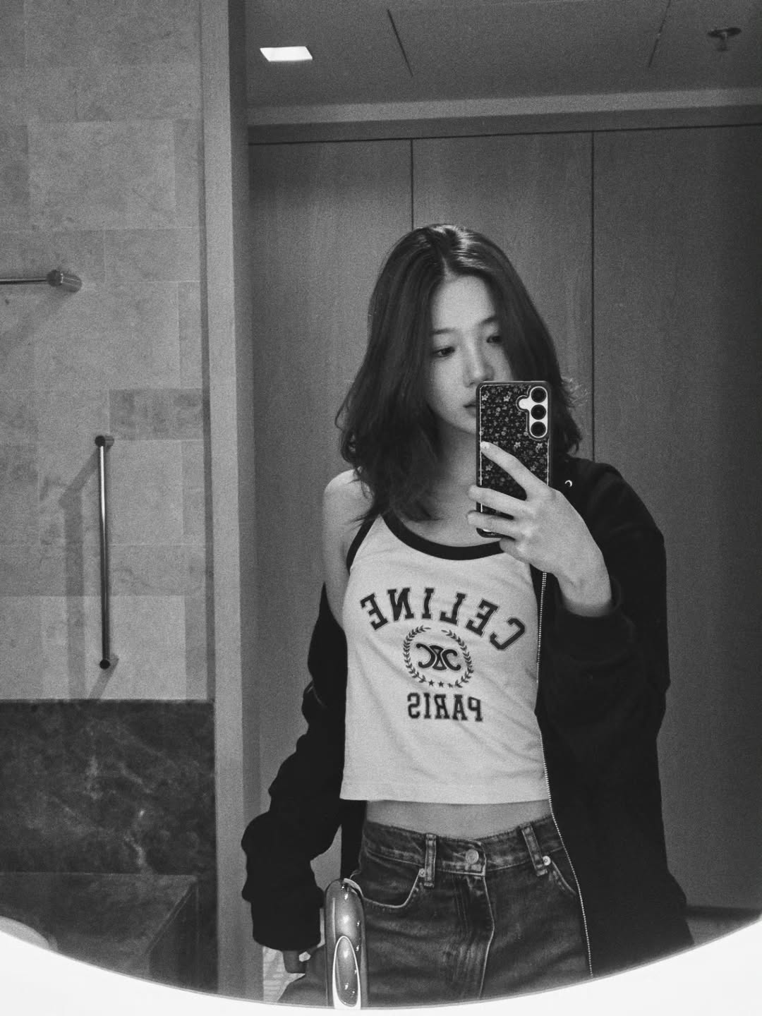 アレ？髪切った？LE SSERAFIM・カズハが美しすぎるニューヘアで台湾を大満喫