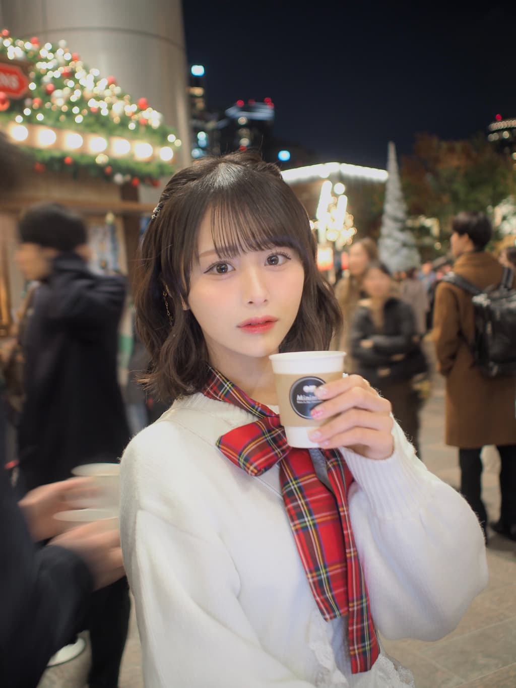 ≠ME 尾木波菜「冬はじめました」激カワショットにファンキュン死