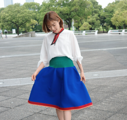 瀧本美織、CM衣装が「可愛すぎる」と話題！