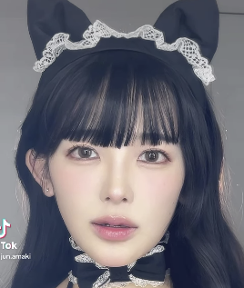 天木じゅん、ハロウィンに黒ウサギコスで魅了！ファンから絶賛の嵐！！