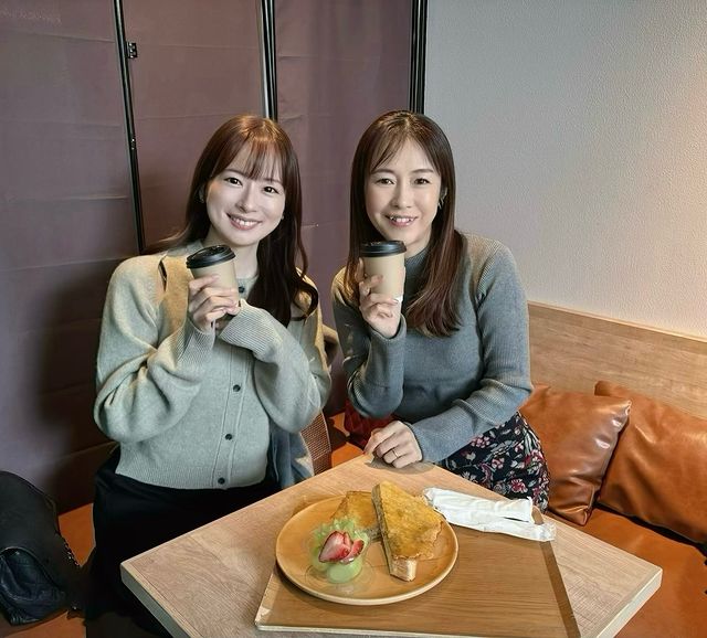 皆藤愛子、セントフォース所属「奇跡の40代」美魔女コンビ2Sアップに「美しすぎる」の声！