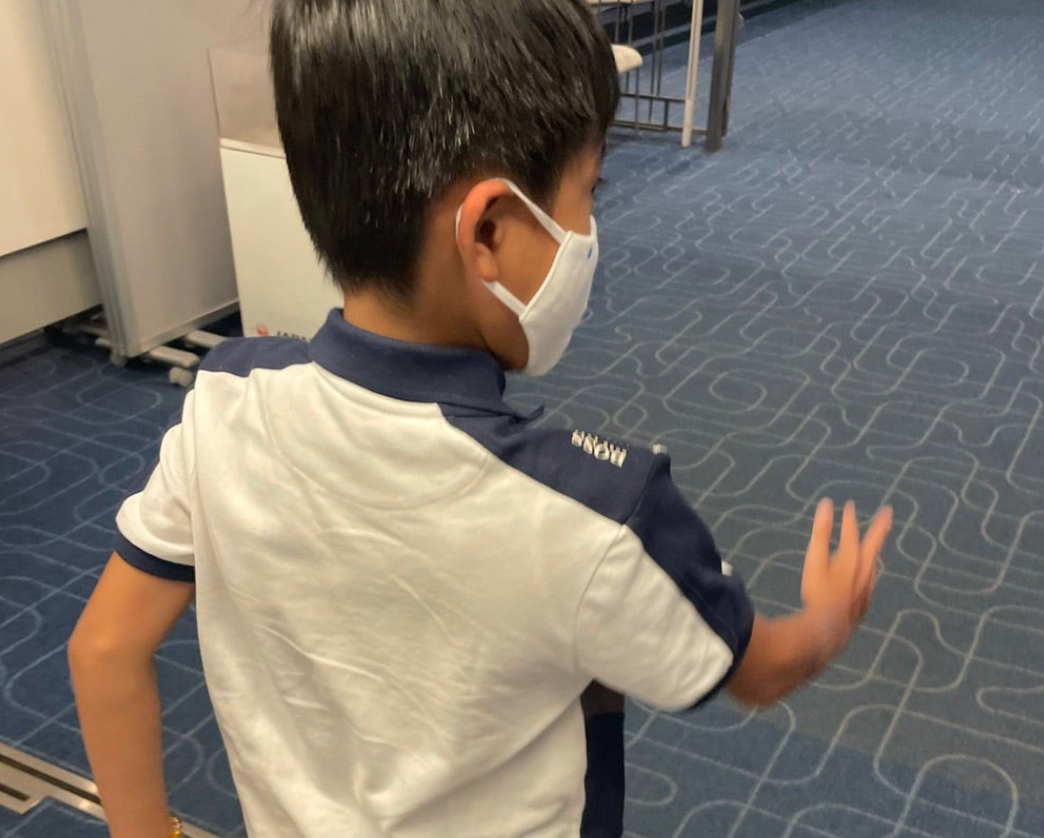 市川海老蔵さんが家族旅行から東京へ帰宅⭐️充実した夏休みを過ごした模様🌈