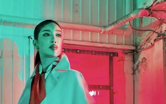 アンミカがすご腕バンパイアハンター役で映画に出演！