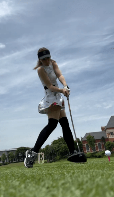 「すごい振れてますね。カッコいい」美人ドラコンプロ・杉山美帆、良アングルからのナイスショットムービーにファン歓喜！