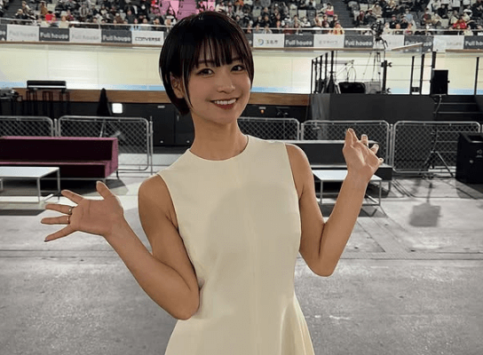 「スタイル良くて綺麗すぎます」初公開？道産子グラドル、レアな”ラウンドガールショット披露”にファン感激！「美人さんのナイスバディに白映える」