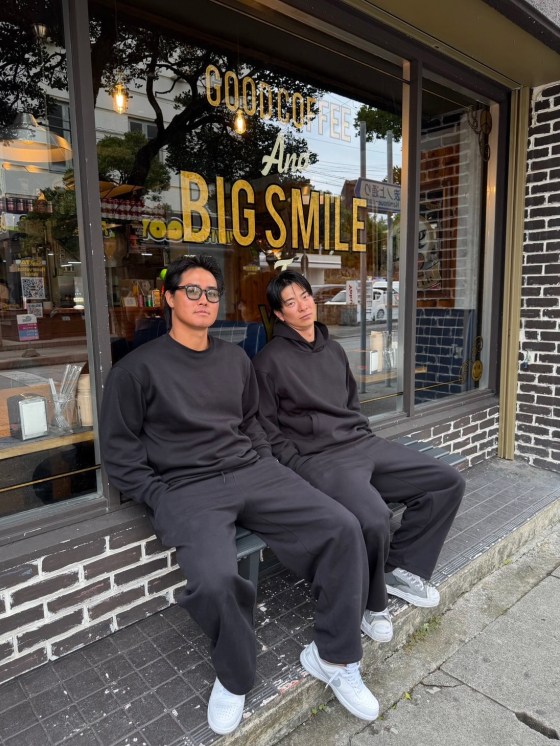 郡拓也、自主トレ帰りの“ジャンキー”なご褒美！松本剛とのシュールな真顔2ショットに「今年はたくさん笑えますように」