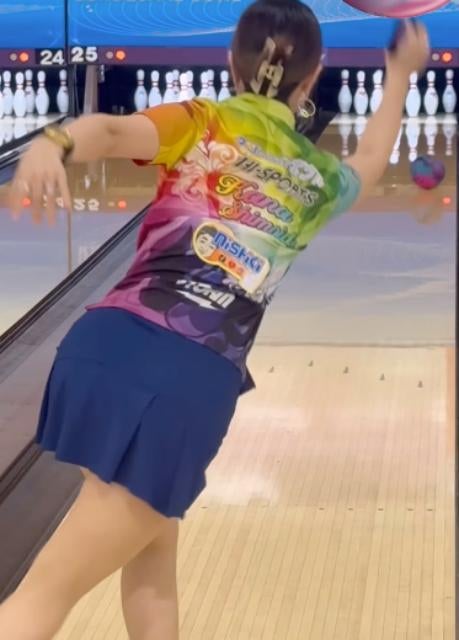 ボウリング・霜出佳奈、新作ボール「サミットワールド」投球レポ！Nexソリッドの魅力語る