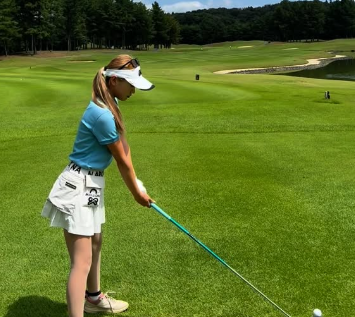 ゴルフ髙原花奈が“69”をマーク！静ヒルズで快進撃、成長の手応えに自信