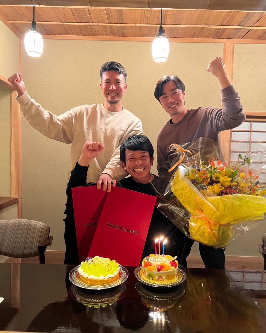 松田宣浩 あの選手との食事会を報告🔥「18年間本当にお疲れさまでした︎‼︎」