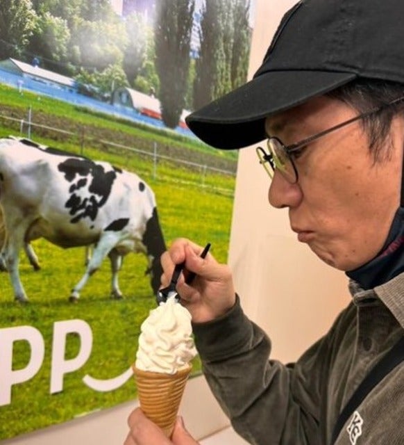 「素晴らしい牛乳感だった！」アンタッチャブル柴田が大北海道展のソフトクリームに感動！