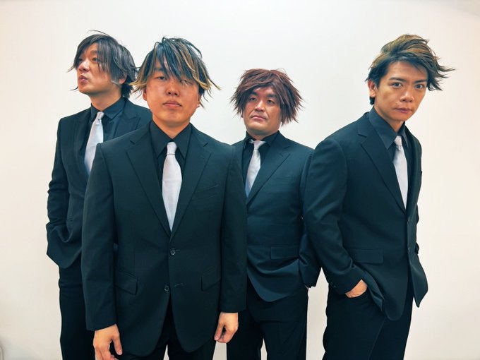 「誰が誰…？？」ジェラードン・かみちぃ、あの超人気バンドのモノマネ披露！