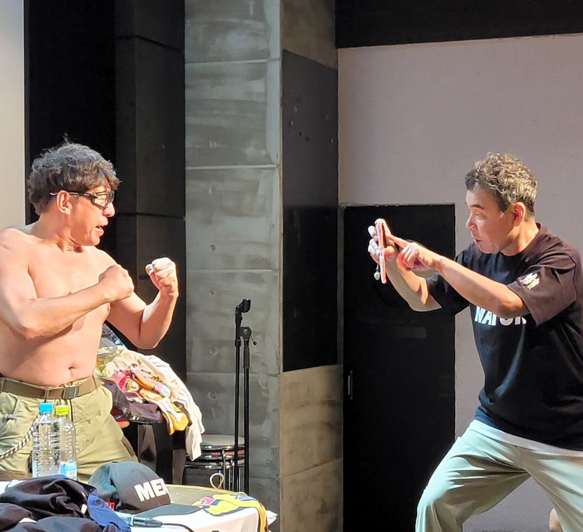 ダチョウ俱楽部ジモンのトークライブにリーダーがサプライズ参戦！