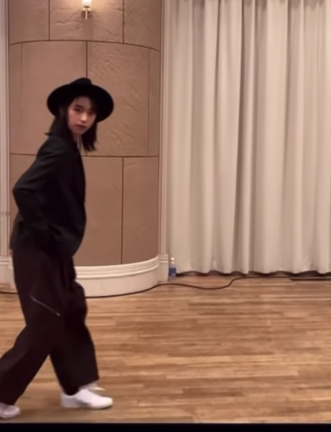 森川葵がムーンウォーク動画を公開⁉️「これ以上なんでも出来るの、勘弁して！！！」