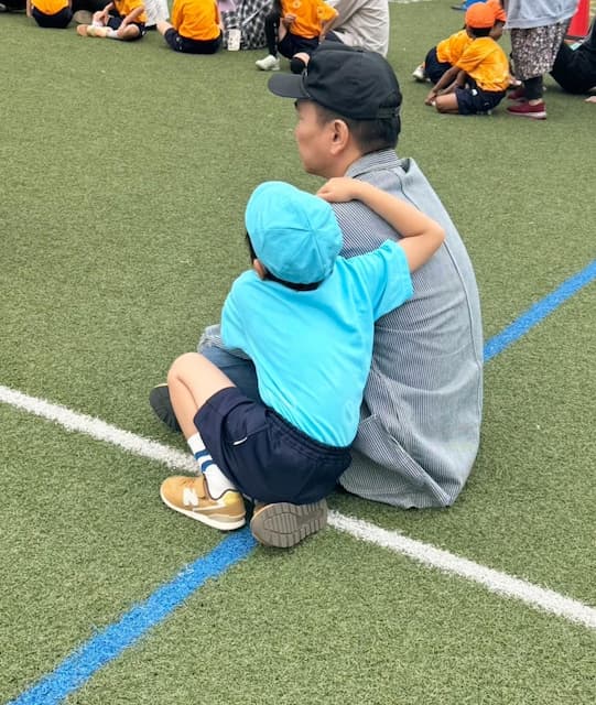 「こんなに忙しいのに運動会参加なんて！パパ凄い！」あの人気芸人が息子の運動会に参戦