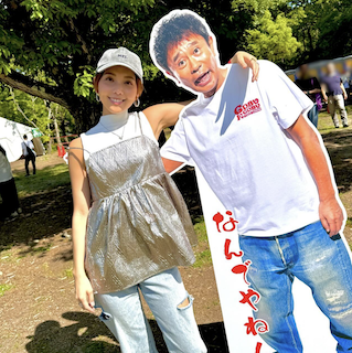 美人アナウンサーの浜田雅功との