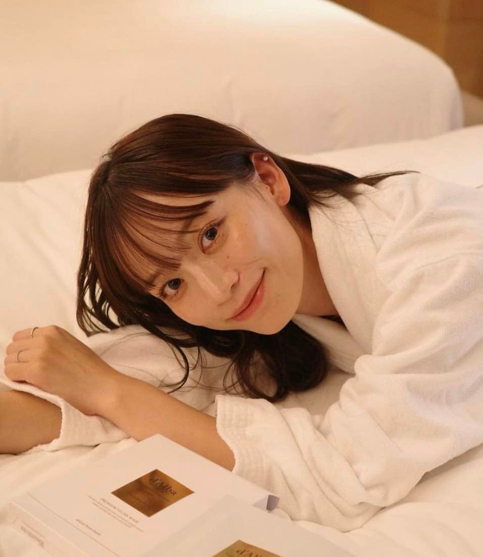 あの人気モデルがスキンケアアイテムを紹介！