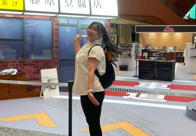 満喫香港！植草歩、異国情緒あふれる地で笑顔のひととき