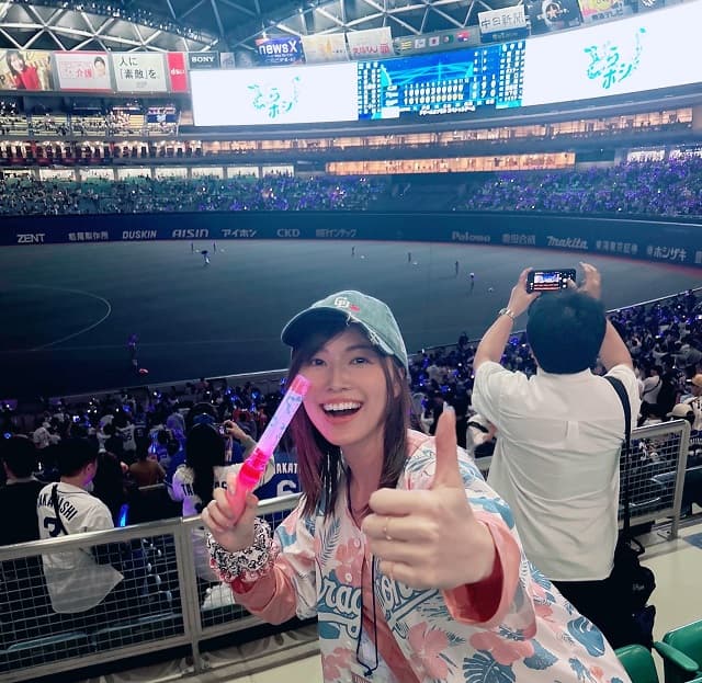 「今日もどらほー!!」松井珠理奈がドラゴンズの3連勝に大興奮！球場での歓喜ショットを公開