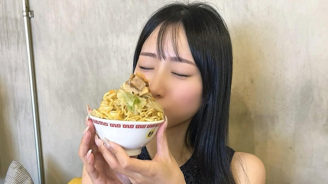 「ラーメンにしか見えないパン」に驚愕…美女タレントの“朗パン体験”が話題