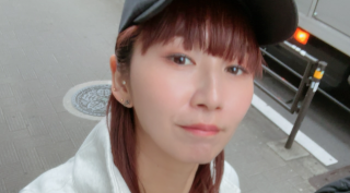 秋本愛、可愛すぎるルルレモンウエア姿を披露　「全身に刺激」ビーチバレーで筋肉痛！