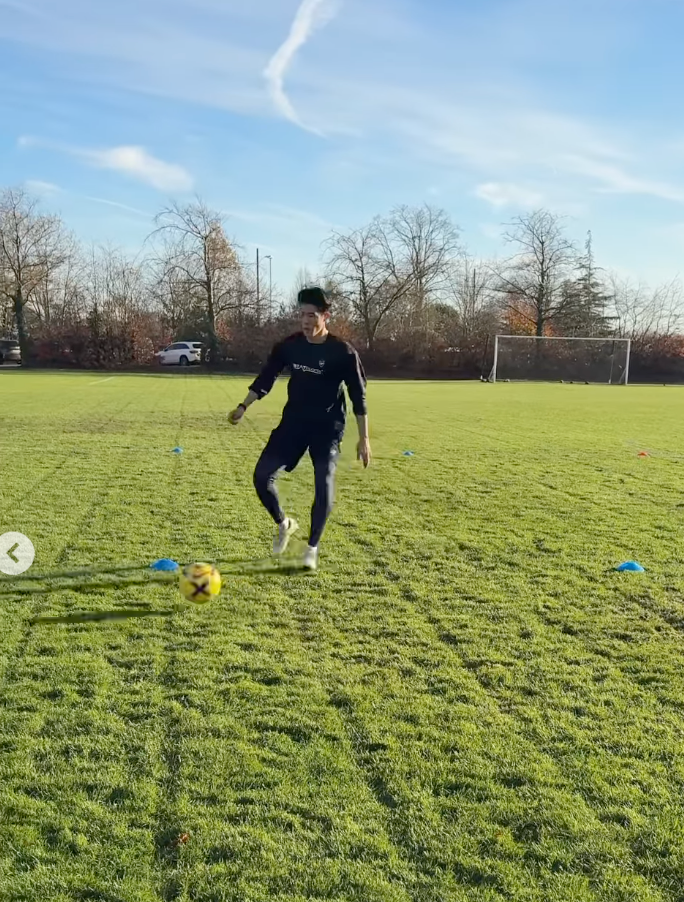 元サッカー日本代表・冨安健洋、W杯出場へ　リハビリ姿にファン歓喜