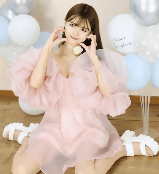 「最上級に可愛いよ」あの人気RIZINガール、バルーン舞う”フリフリちゃん”ショット公開でファン悶絶！