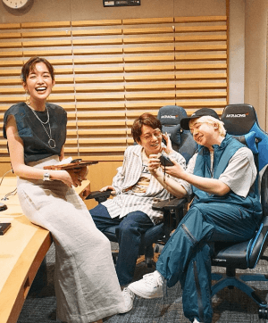 「大好きと大好きのコラボ！嬉しすぎ！」佐藤栞里があの芸人コンビとの秘蔵ショットを公開