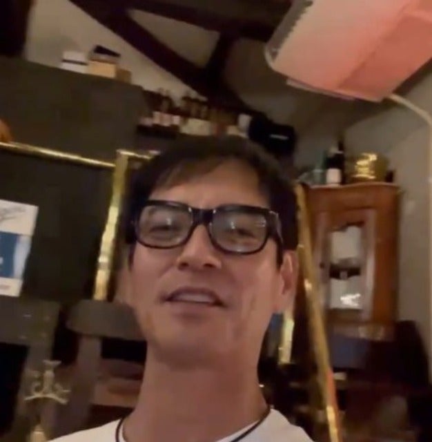 沢村一樹が地元の鹿児島に帰省し、墓参りからのおしゃれなお店へ！