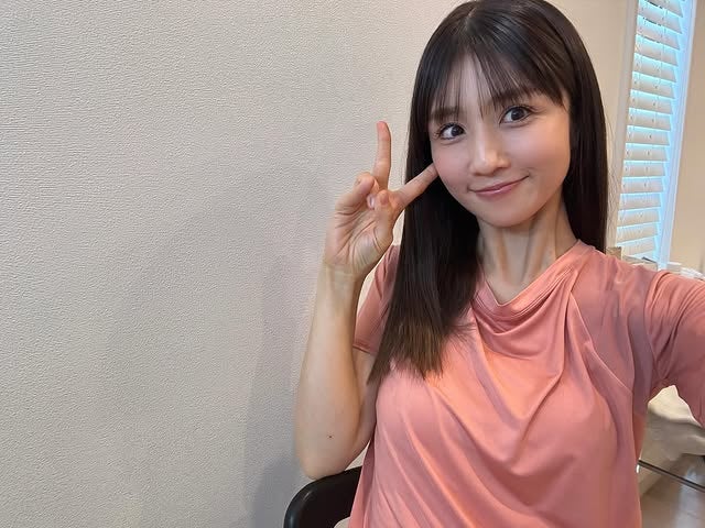 「感謝の気持ちでいっぱいです」仕事納めの小倉優子が2024年振り返る！可愛すぎる笑顔自撮りショットも話題