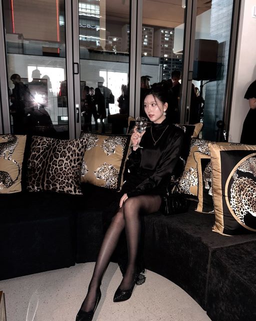 「ゴージャス！」IVE・ガウルの黒スト美脚ショットにファン歓喜！