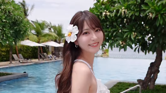 「ぷーるぷーるぷーる！」堀尾実咲、セブ島リゾートで魅せた水着姿が美しすぎると話題に！