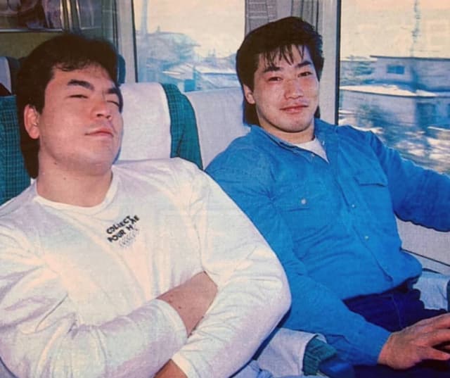 元プロレスラーの小橋建太、三沢光晴の命日に「何年前の写真だろうか？」と貴重なツーショット写真を投稿！