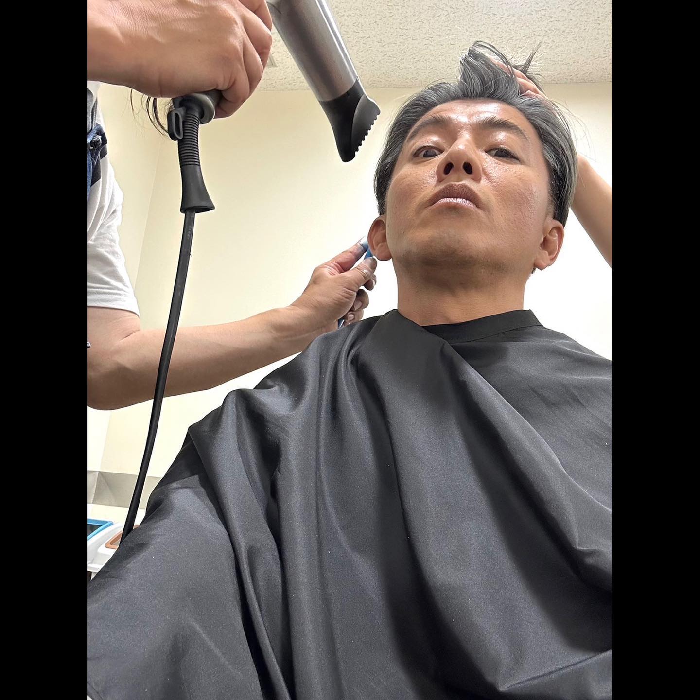 木村拓哉「いざ❕ 風間に変身❕」オフショット公開🕶✨