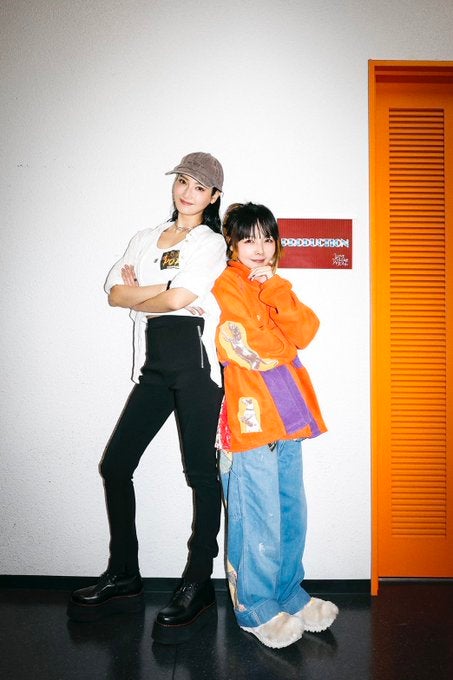 aikoと菜々緒の身長差ショットに驚き😲「足が長いというレベルを超えてる」