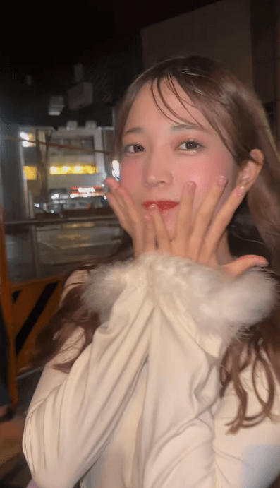 グラドルの黒嵜菜々子「わいが幸せにします」の微笑みムービー公開！ファン「マジで可愛い」と熱狂！