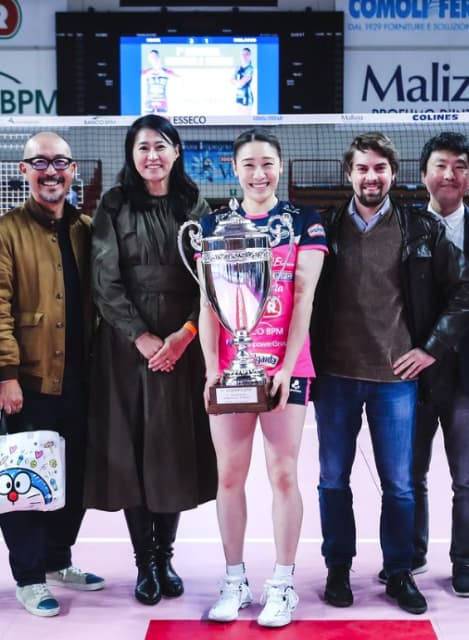 石川真佑がMVPを獲得！ファンからお祝いメッセージが殺到！