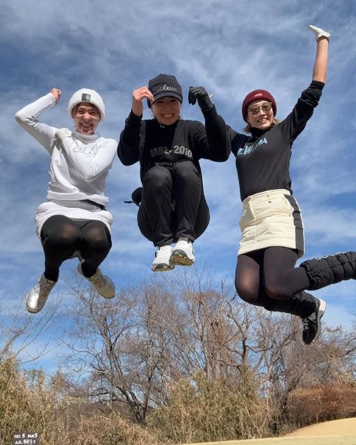 「タイミング合ってないし顔ひどい笑」狩野舞子、ゴルフ一緒に楽しむ