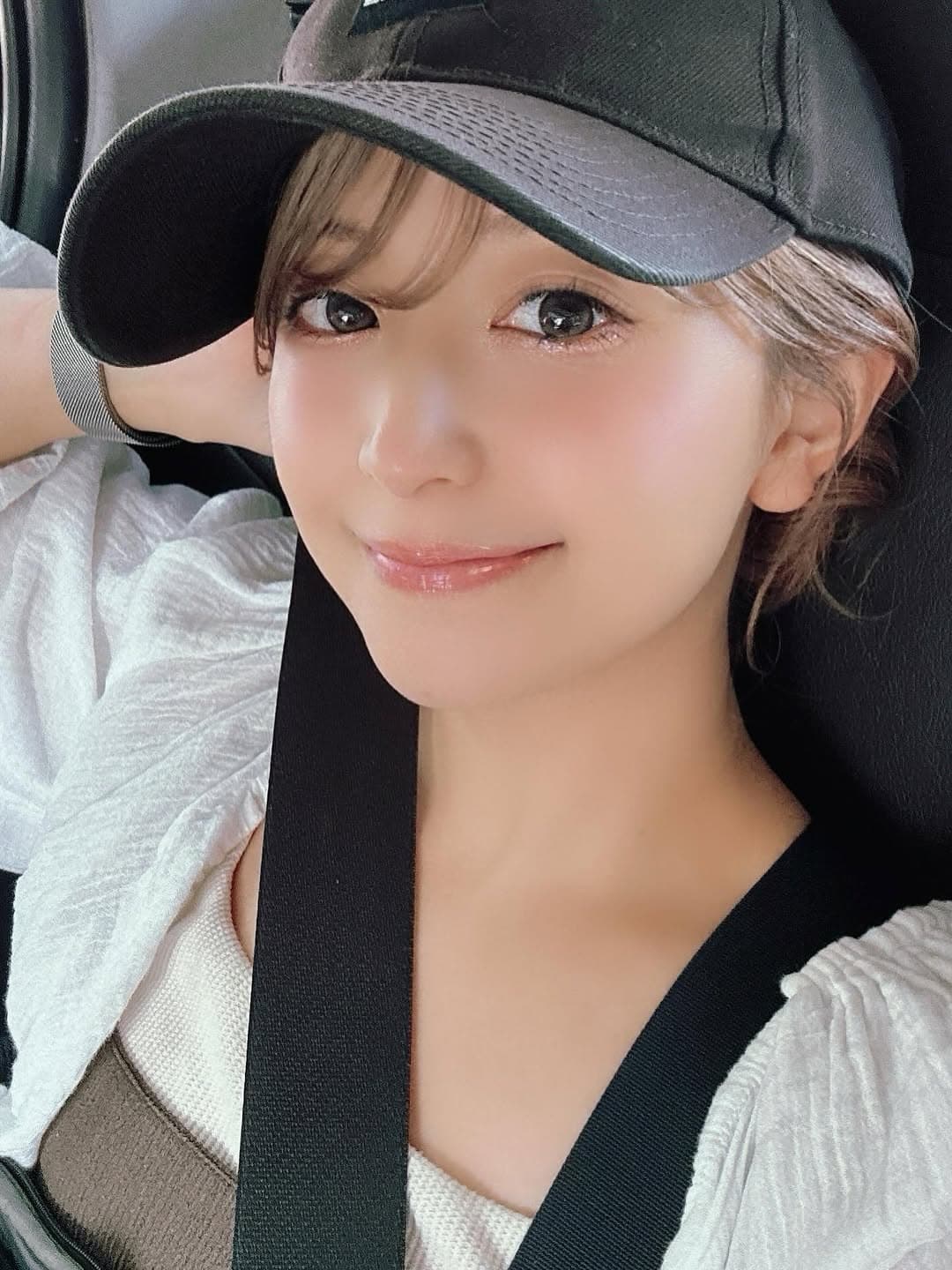 「加工のおかげ⁉(笑)」元モー娘。〇〇の“全力ツル肌どアップ”に惚れた人続出