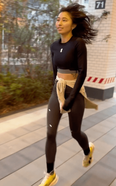 「走り方めっちゃ綺麗です」美女アスリート、“ステップANDゴー“の大好評ランを披露し反響続々「ユーアー・ビューティフル」