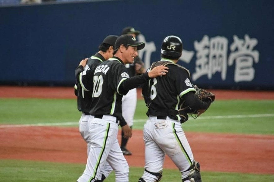 野球選手は「第二の人生」をどう設計する？　JR北海道元監督・狐塚賢浩が語る社会人野球